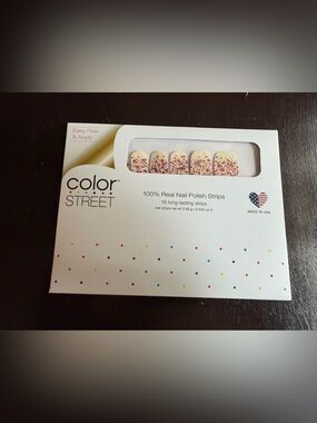 Color Street Cannes-fetti Overlay Nail Polish Strips